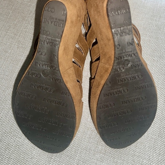 Cordani Electra Cutout Suede Wedge Sandal—NEVER WORN - Picture 4 of 5